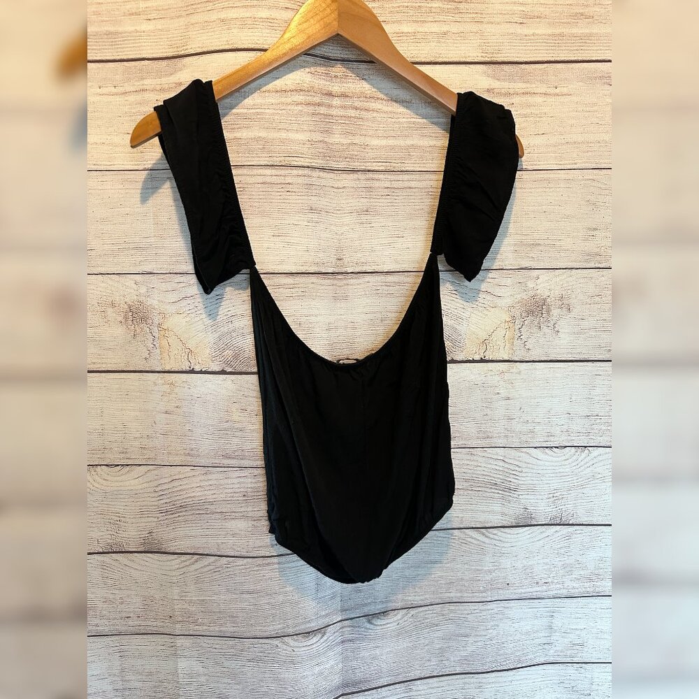 Brandy Melville black crepe top with off the shoulder ruffle cap sleeves OS - Picture 6 of 12